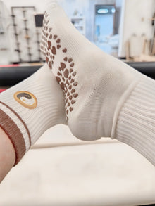 PersonalHour Pilates Socks — Heart Grip Edition AC022, product image 4