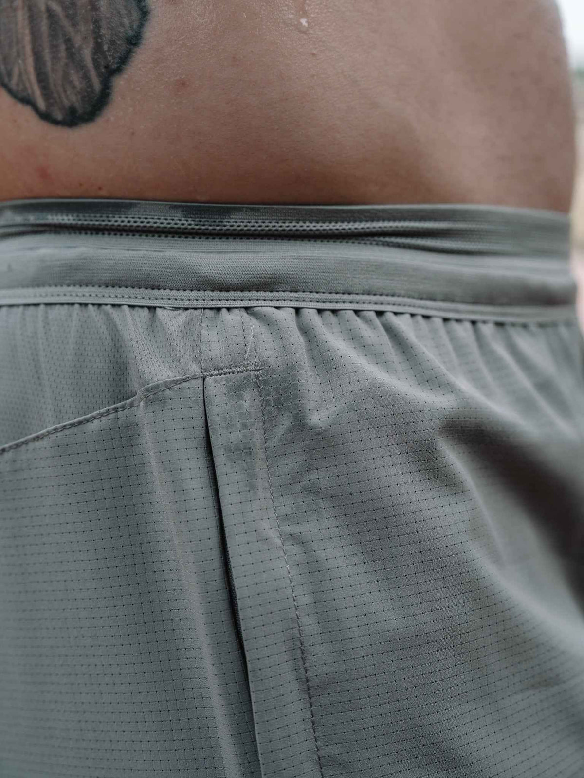 MEN’S | HYBRIFLEX SHORT: GREY