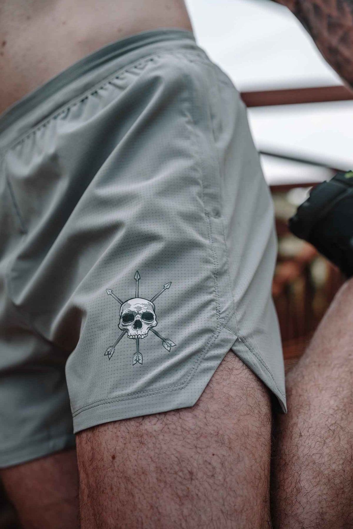 MEN’S | HYBRIFLEX SHORT: GREY